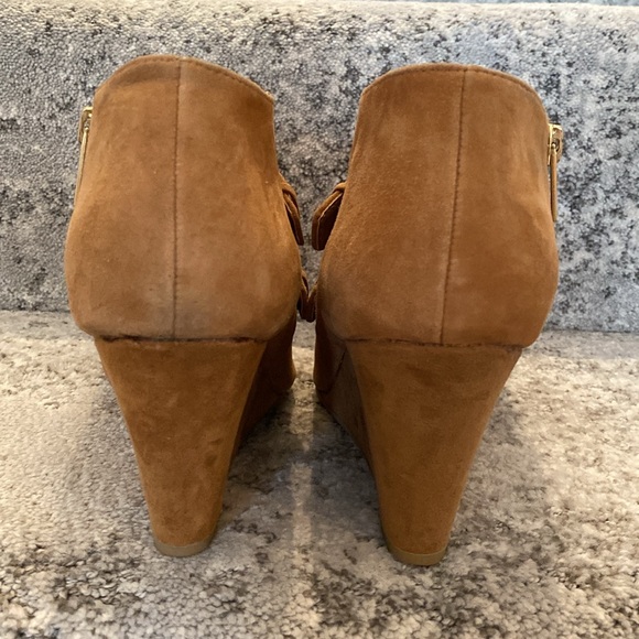 Anne Klein zippered booties - Picture 6 of 7